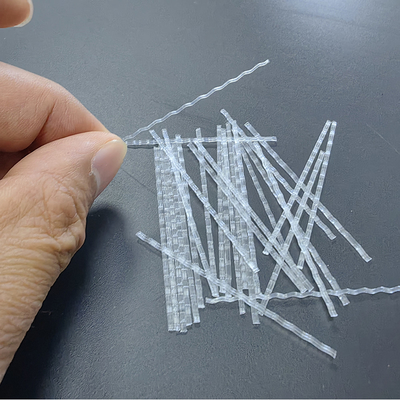Concreto aditivo em forma de onda de fibra macro de PP branco para telhados de túneis e pisos industriais
