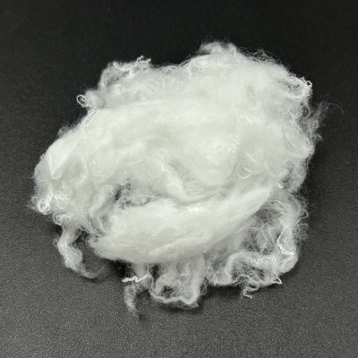 Fibras de reforço de nylon/poliamida misturadas com algodão e lã para fiação