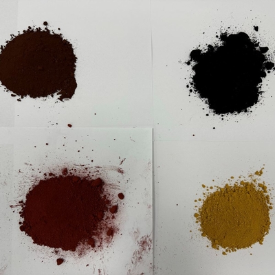 Óxido de ferro castanho com elevado poder de tintura para tintas e vitrais